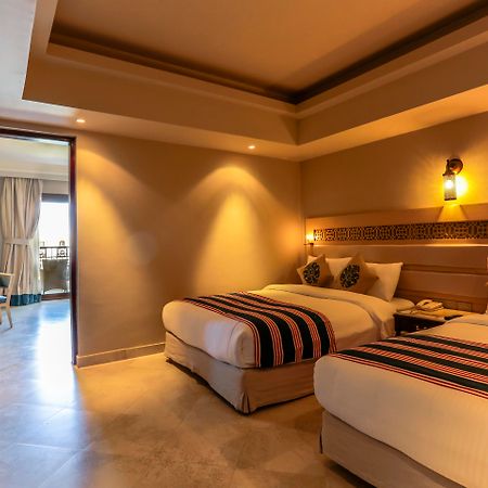 Sunrise Arabian Beach Resort Sharm el Sheikh Esterno foto Family Suite