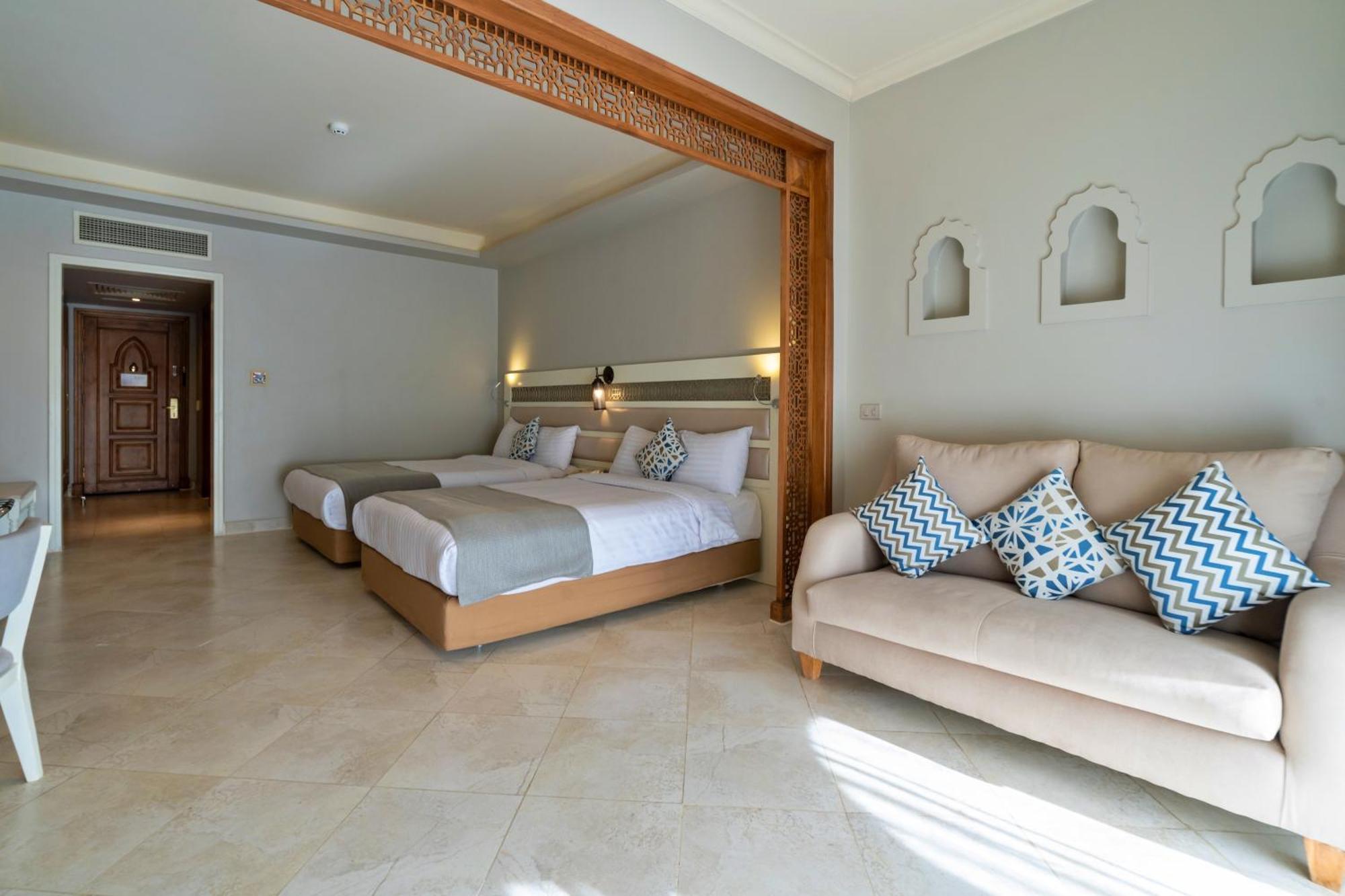 Sunrise Arabian Beach Resort Sharm el Sheikh Esterno foto Deluxe room