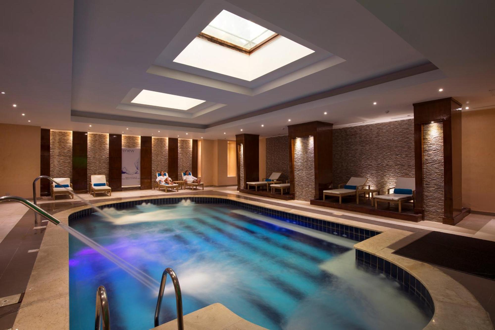 Sunrise Arabian Beach Resort Sharm el Sheikh Esterno foto The spa at the Jumeirah Emirates Towers Hotel