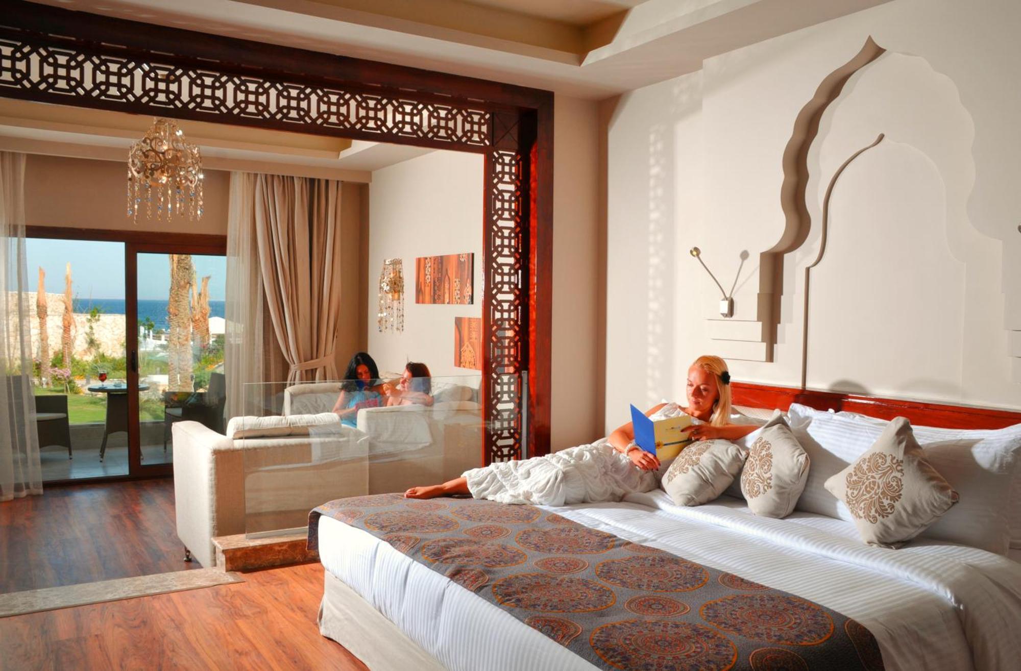 Sunrise Arabian Beach Resort Sharm el Sheikh Camera foto A guest room at the hotel